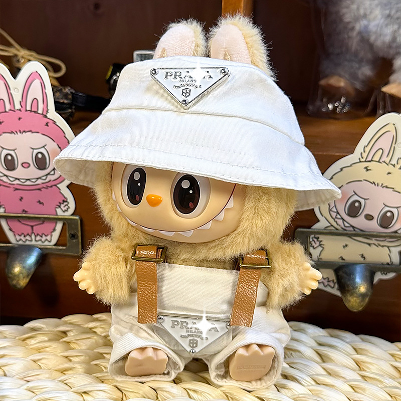 White Casual Edition Labubu Urban Look